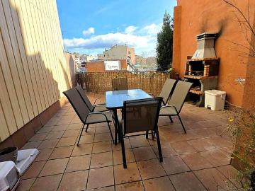 Chalet en venta en calle Del General Moragues, Terrassa, de 63 m² 2 habitaciones por 230.000