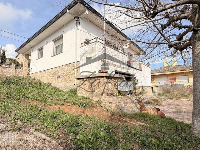 Chalet en venta en calle Del Pelicà, Sils, de 70 m² 3 habitaciones por 239.000