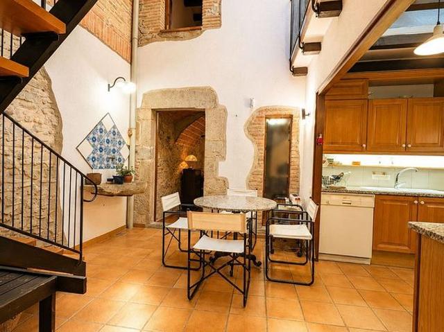 Chalet en venta en calle Del Perelló, Vilablareix, de 251 m² 5 habitaciones por 590.000