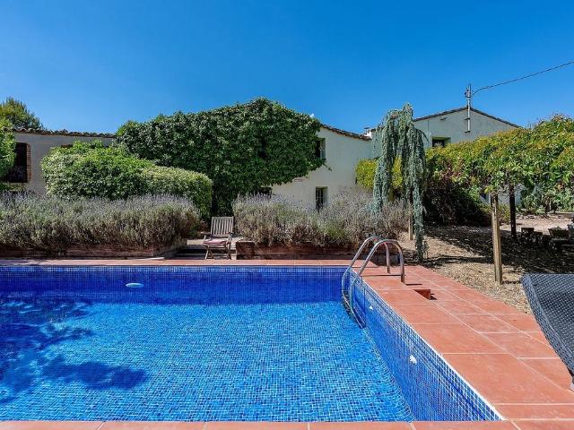 Chalet en venta en calle Del Romaní, Bruc, El, de 200 m² 6 habitaciones por 460.000