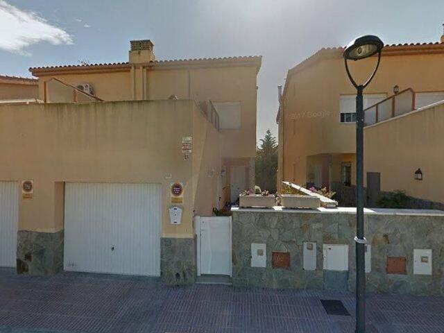 Chalet en venta en calle Dels Solans, Perafort, de 251 m² 4 habitaciones por 218.000