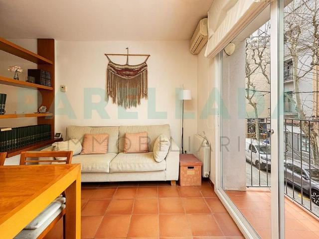 Chalet en venta en calle D'en Prim, Badalona, de 102 m² 2 habitaciones por 600.000