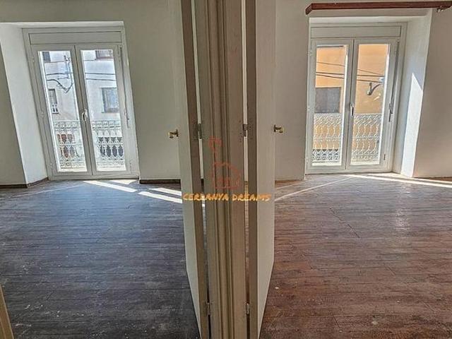 Chalet en venta en calle D'estavar, Llívia Girona, de 240 m² 6 habitaciones por 310.000
