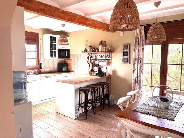 Chalet en venta en calle Dr Fleming Valldemar, Castellet i la Gornal, de 100 m² 3 habitaciones por 359.900