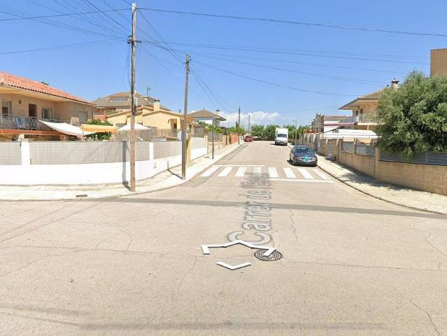 Chalet en venta en calle Estadi, Sant Jaume dels Domenys, de 187 m² 5 habitaciones por 148.000