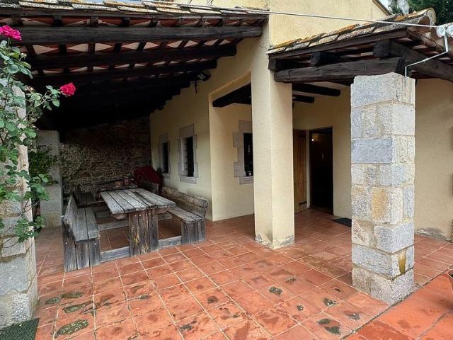 Chalet en venta en calle Església, Llambilles, de 550 m² 6 habitaciones por 790.000