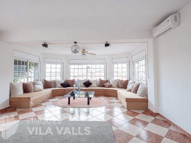 Chalet en venta en calle Faig, Caldes de Montbui, de 286 m² 5 habitaciones por 499.000