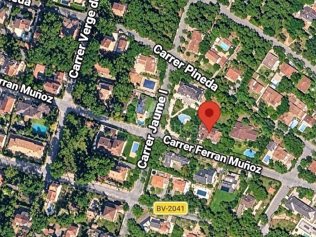 Chalet en venta en calle Ferran Muñoz, Begues, de 432 m² 4 habitaciones por 725.000