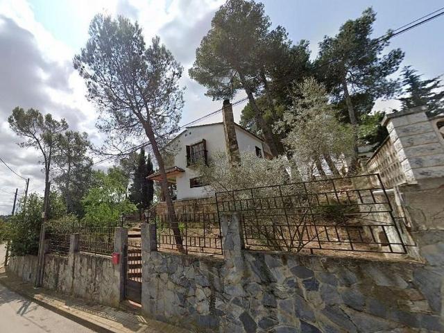Chalet en venta en calle Figueres, Torre de Claramunt, La, de 106 m² 4 habitaciones por 136.480