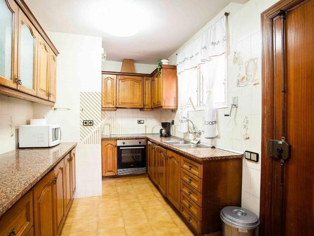 Chalet en venta en calle Finlandia, Lloret de Mar, de 250 m² 7 habitaciones por 490.000