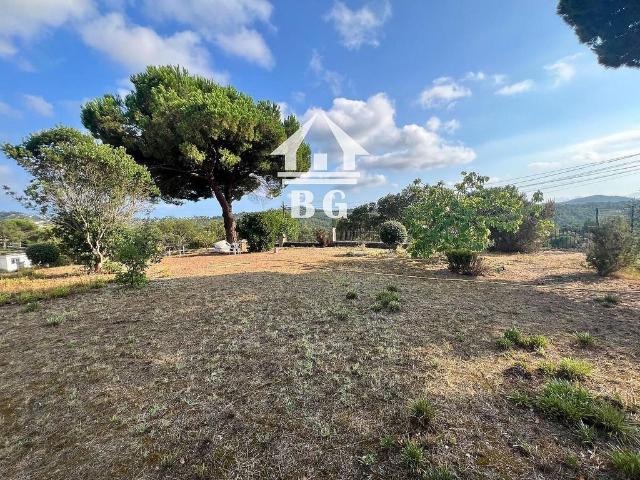 Chalet en venta en calle Hortènsia, Vidreres, de 200 m² 4 habitaciones por 360.000