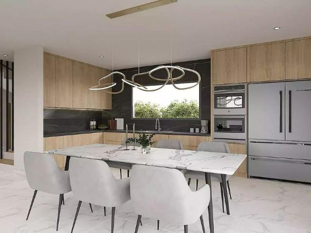 Chalet en venta en calle Huelva, Roses, de 165 m² 4 habitaciones por 599.000