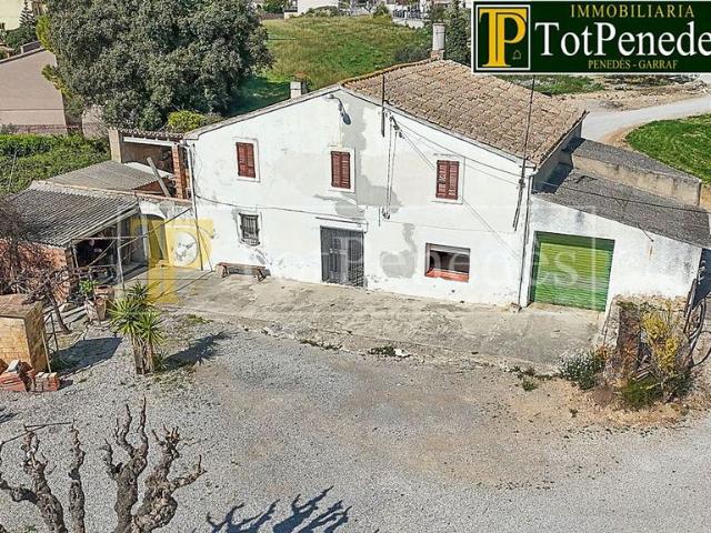 Chalet en venta en calle Imedició, Sant Martí Sarroca, de 200 m² 6 habitaciones por 358.000