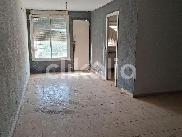Chalet en venta en calle Joan Blanc, Torregrossa, de 291 m² 2 habitaciones por 139.000