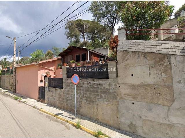 Chalet en venta en calle Josep Maria de Segarra, Sant Pere de Vilamajor, de 72 m² 2 habitaciones por 183.000