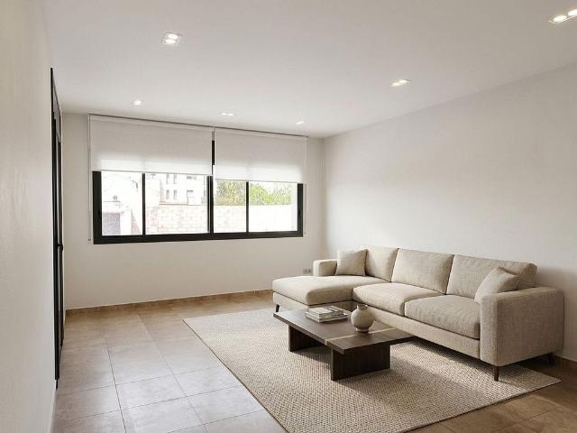 Chalet en venta en calle Jaume I El Conqueridor, Deltebre, de 224 m² 5 habitaciones por 415.000