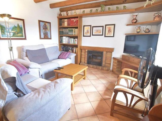 Chalet en venta en calle Juan Ramón Jiménez, Montmell, El, de 84 m² 3 habitaciones por 320.000