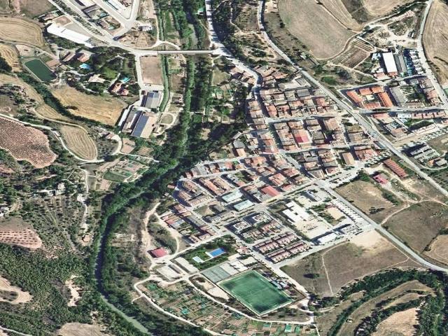 Chalet en venta en calle Lluis Dupont, Callús, de 234 m² 3 habitaciones por 557.084