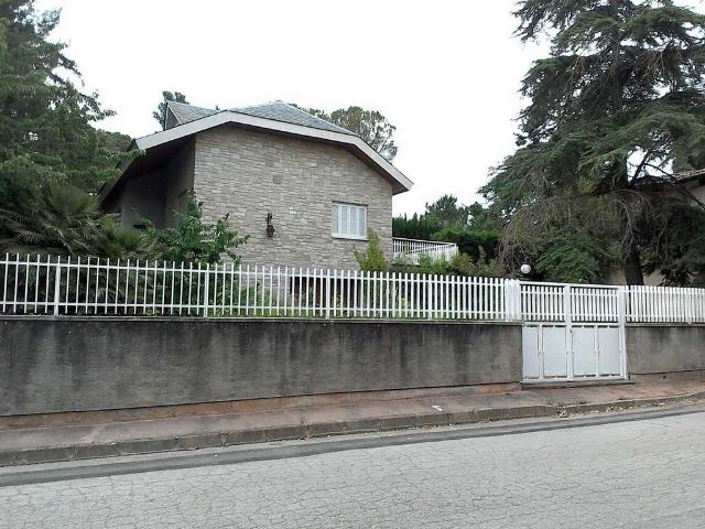 Chalet en venta en calle Lledoner, Pobla de Claramunt, la, de 409 m² 1 habitación por 476.000
