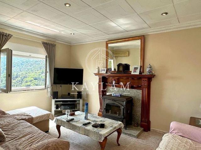 Chalet en venta en calle Montecarlo, Lloret de Mar, de 286 m² 5 habitaciones por 499.000