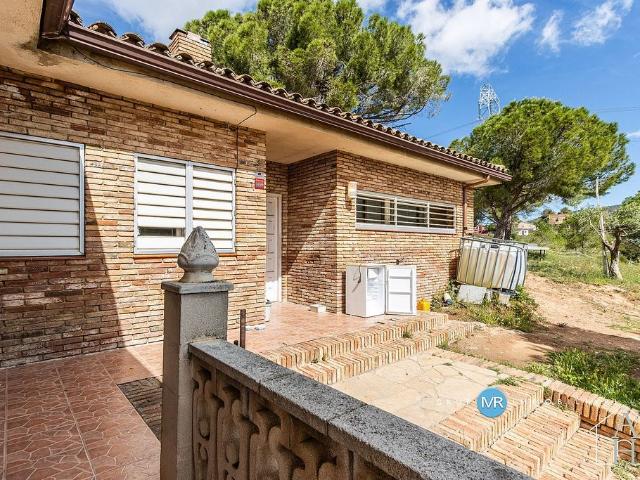 Chalet en venta en calle Madrid, Aiguamúrcia, de 200 m² 5 habitaciones por 460.000
