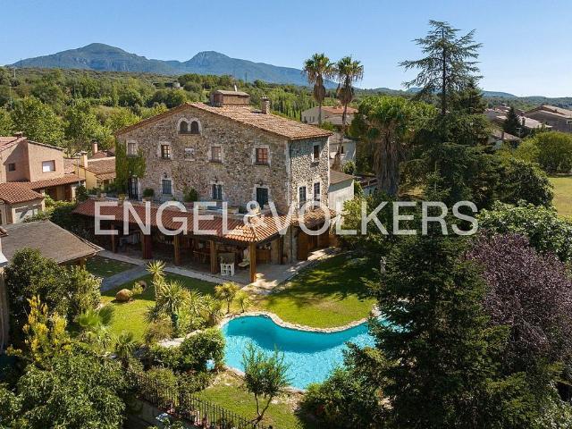 Chalet en venta en calle Major, Argelaguer, de 480 m² 3 habitaciones por 690.000