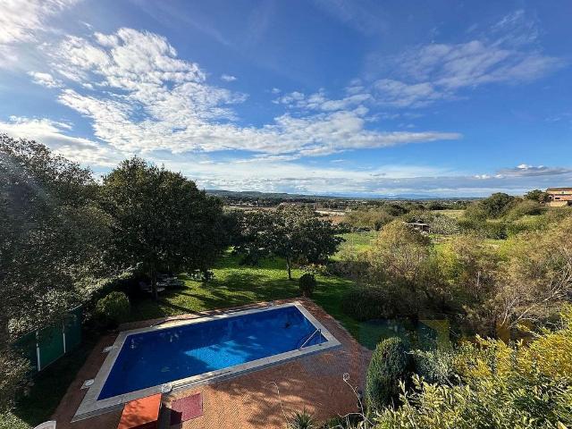 Chalet en venta en calle Major, Ultramort, de 177 m² 4 habitaciones por 690.000