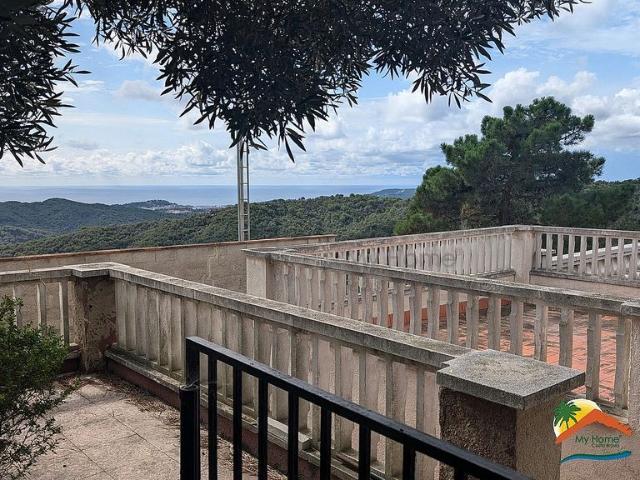 Chalet en venta en calle Mar de Timor, Lloret de Mar, de 106 m² 3 habitaciones por 199.000