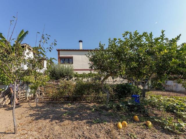 Chalet en venta en calle Mas del Frare, Pallaresos, Els, de 275 m² 4 habitaciones por 285.000