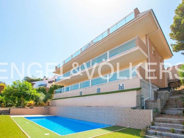 Chalet en venta en calle Mirador, Salou, de 526 m² 5 habitaciones por 690.000