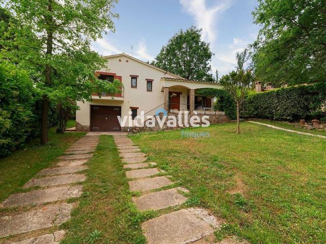 Chalet en venta en calle Sota, Caldes de Malavella, de 153 m² 3 habitaciones por 355.000