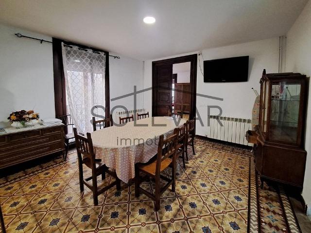 Chalet en venta en calle Soldevila, Tremp, de 400 m² 4 habitaciones por 155.000