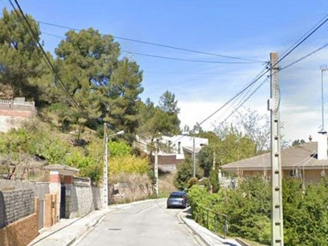 Chalet en venta en calle De Terrassa, Vacarisses, de 384 m² 5 habitaciones por 264.000