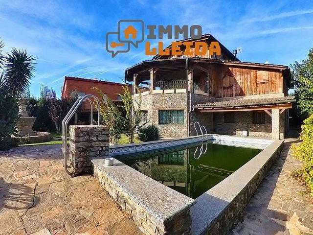 Chalet en venta en calle Sant Armengol, Alpicat, de 450 m² 8 habitaciones por 445.000