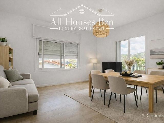 Chalet en venta en calle Sant Josep, Sant Just Desvern, de 82 m² 3 habitaciones por 599.000