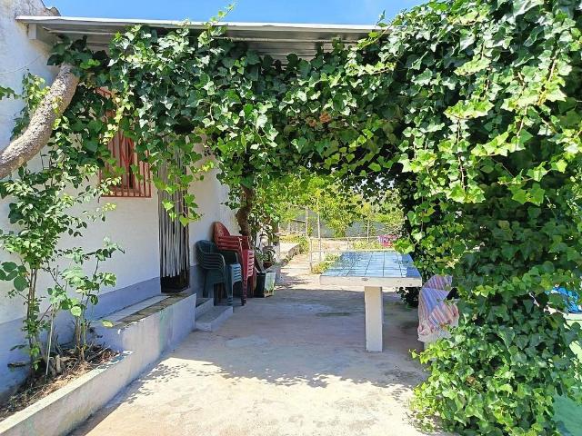 Chalet en venta en calle Sant Sever, Olesa de Bonesvalls, de 44 m² 2 habitaciones por 120.000