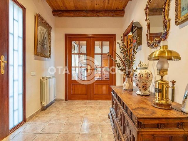 Chalet en venta en calle Santiago Rusiñol, Prades, de 379 m² 3 habitaciones por 550.000