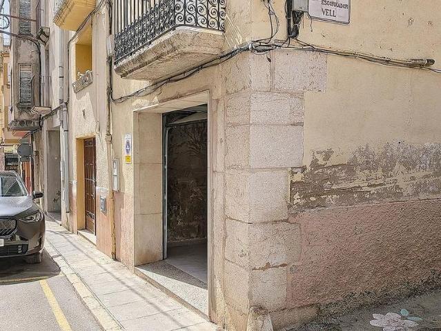 Chalet en venta en calle Sants Màrtirs, Ulldecona, de 250 m² 5 habitaciones por 125.000