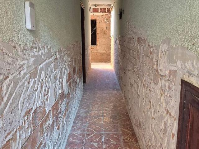 Chalet en venta en calle Pons, Barcelona, de 139 m² 4 habitaciones por 380.000