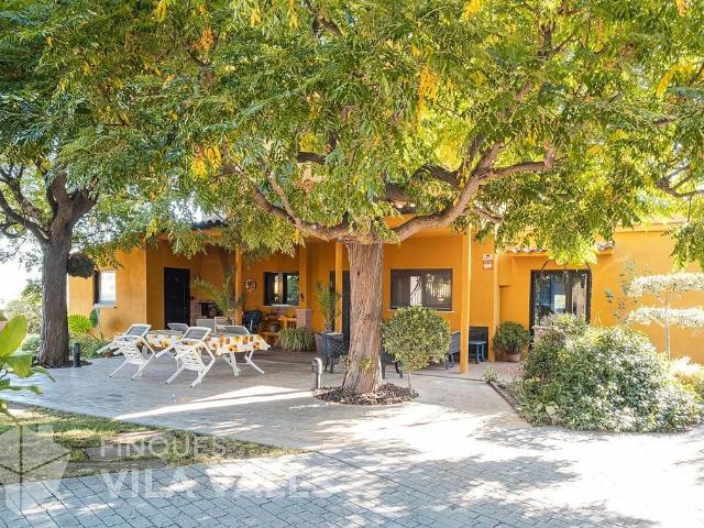 Chalet en venta en calle Pardal, Lliçà d´Amunt, de 150 m² 4 habitaciones por 579.000