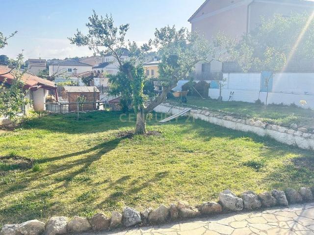 Chalet en venta en calle Peonia, Vendrell, El, de 260 m² 4 habitaciones por 495.000