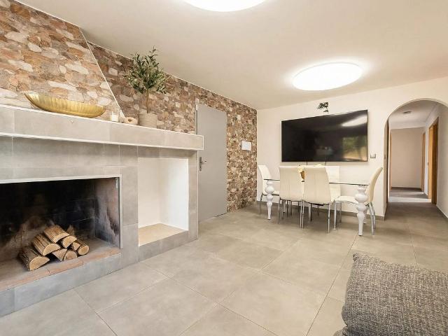 Chalet en venta en calle Pi del, Catllar, el, de 300 m² 5 habitaciones por 359.000