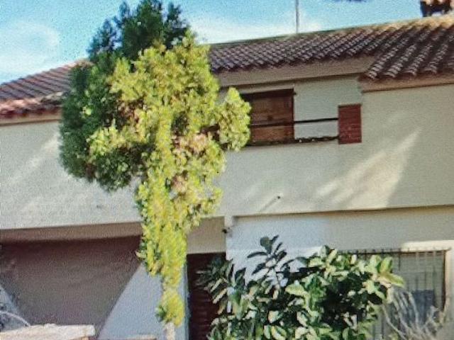 Chalet en venta en calle Pinar, Calafell, de 224 m² 3 habitaciones por 233.400