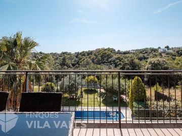 Chalet en venta en calle Bonavista, Caldes de Montbui, de 261 m² 5 habitaciones por 595.000