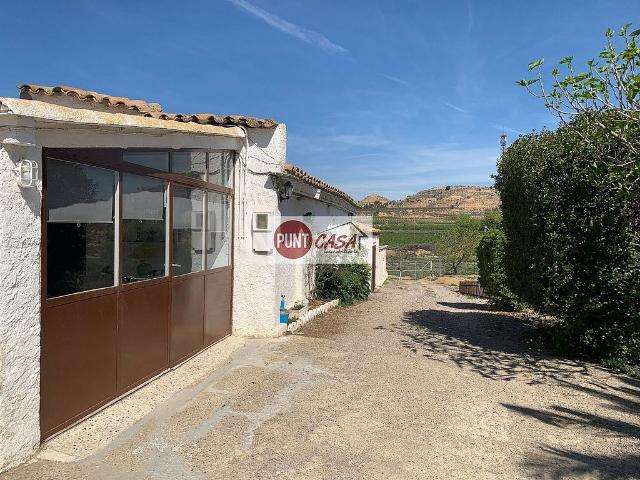 Chalet en venta en calle Ptda Bassetes, Alpicat, de 130 m² 3 habitaciones por 240.000