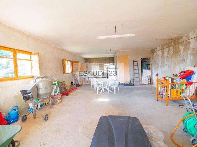 Chalet en venta en calle Roures, Arenys de Munt, de 119 m² 1 habitación por 185.000