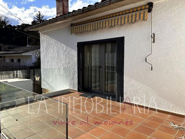 Chalet en venta en calle Rocabruna, Castellterçol, de 150 m² 2 habitaciones por 295.000