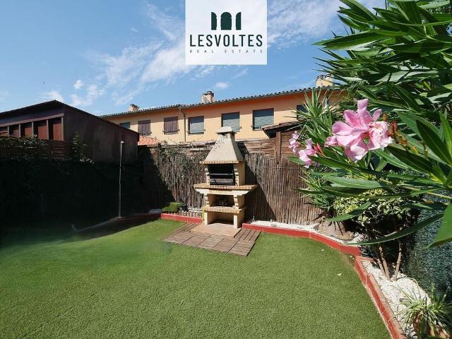 Chalet en venta en calle Raval de Mar, Vall Llobrega, de 119 m² 4 habitaciones por 389.000