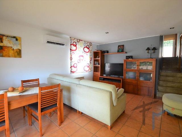 Chalet en venta en calle Reina Elisenda, Piera, de 100 m² 4 habitaciones por 299.000