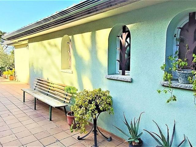Chalet en venta en calle Riu Muga, Lloret de Mar, de 192 m² 2 habitaciones por 399.000